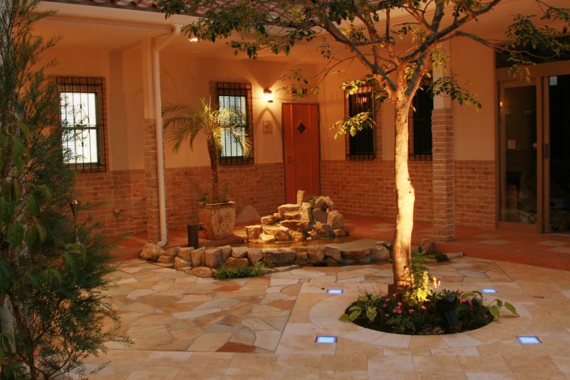 Courtyard Light Installation in Kansas City, KS